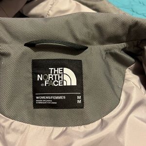 North Face Women’s Raincoat size M